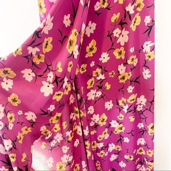 Flynn Skye Berry Floral Kiss Off Shoulder Short Smocked Sleeve Maxi Dress Small - Picture 4 of 10